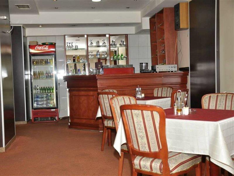 Hotel Atlas Novi Pazar Esterno foto