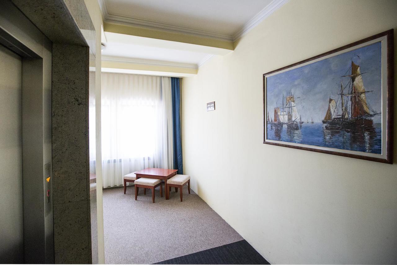 Hotel Atlas Novi Pazar Esterno foto